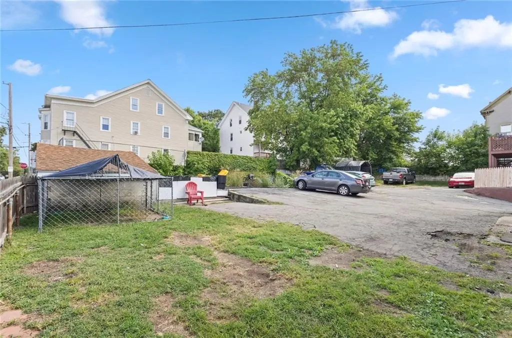 75 South Street Woonsocket RI 02895