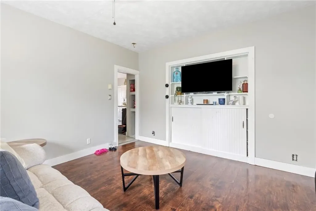 75 South Street Woonsocket RI 02895