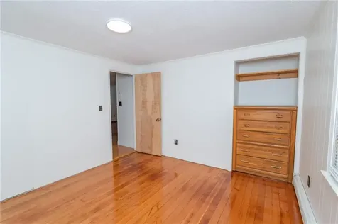 137 Kingstown Road Narragansett RI 02882