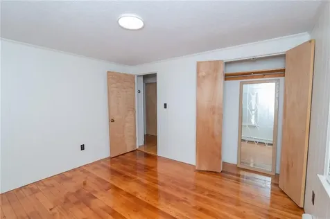 137 Kingstown Road Narragansett RI 02882