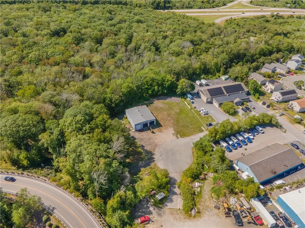 99 Aquidneck Drive Tiverton RI 02878