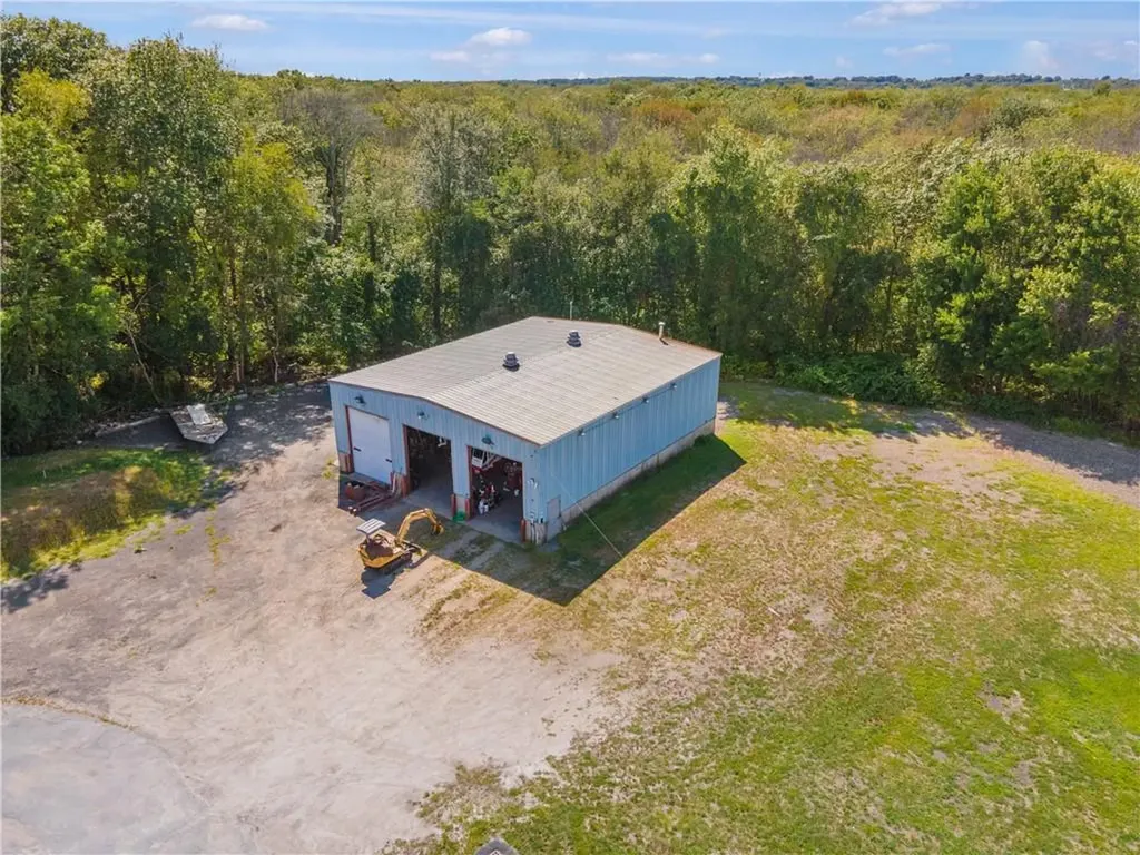 99 Aquidneck Drive Tiverton RI 02878