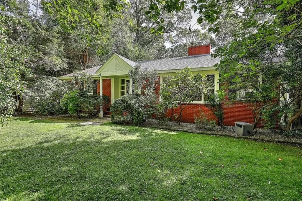 79 Linden Drive South Kingstown RI 02881