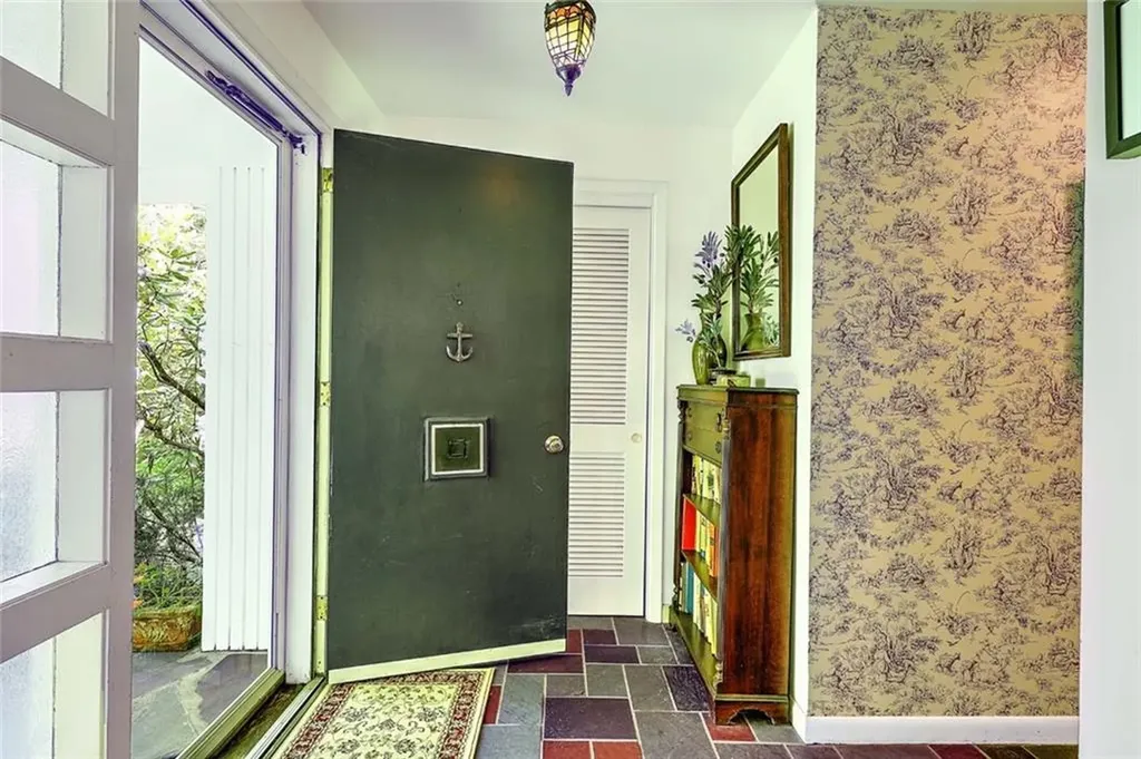 79 Linden Drive South Kingstown RI 02881