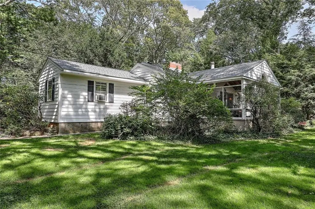 79 Linden Drive South Kingstown RI 02881