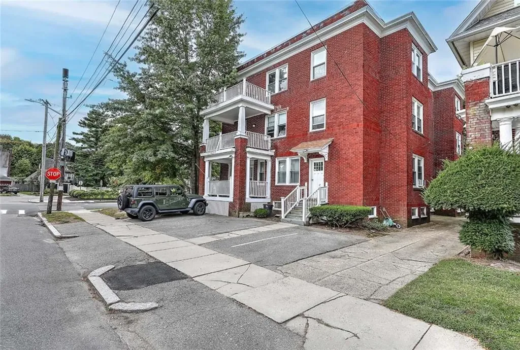 134 138 Irving Avenue Providence RI 02906