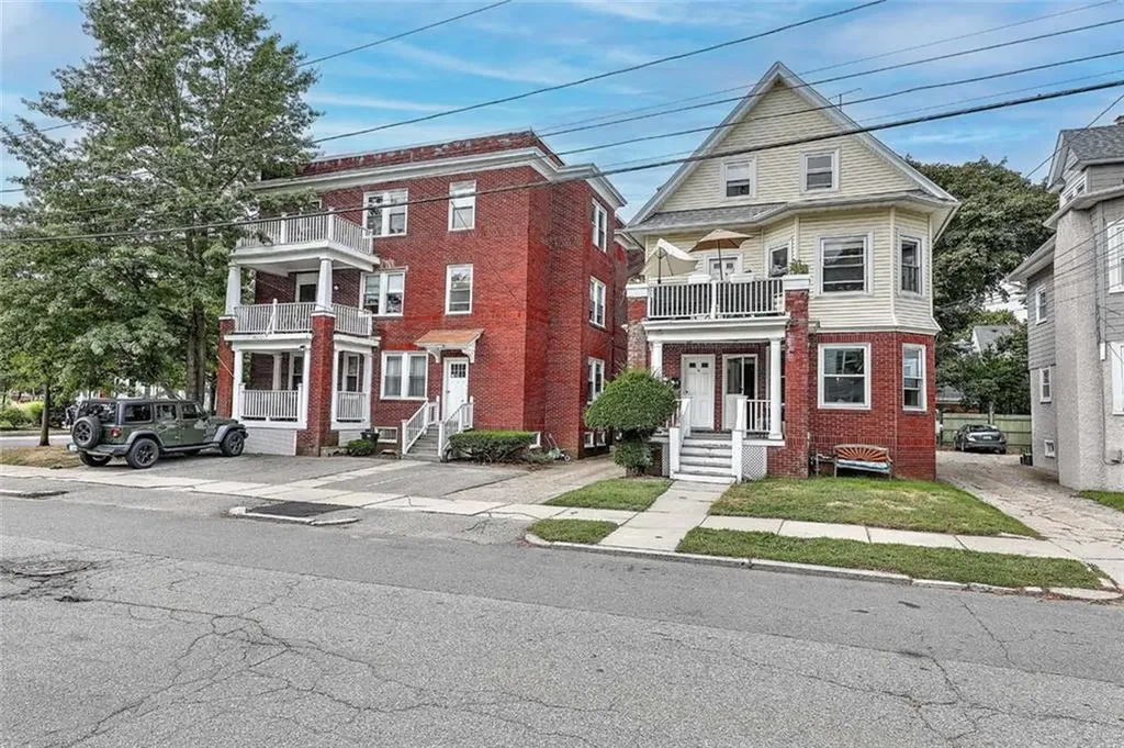 134 138 Irving Avenue Providence RI 02906