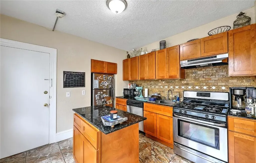 134 138 Irving Avenue Providence RI 02906