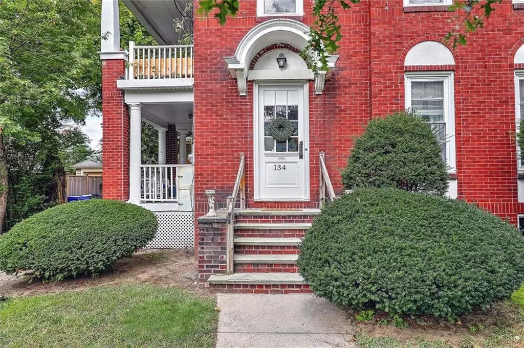 134 138 Irving Avenue Providence RI 02906