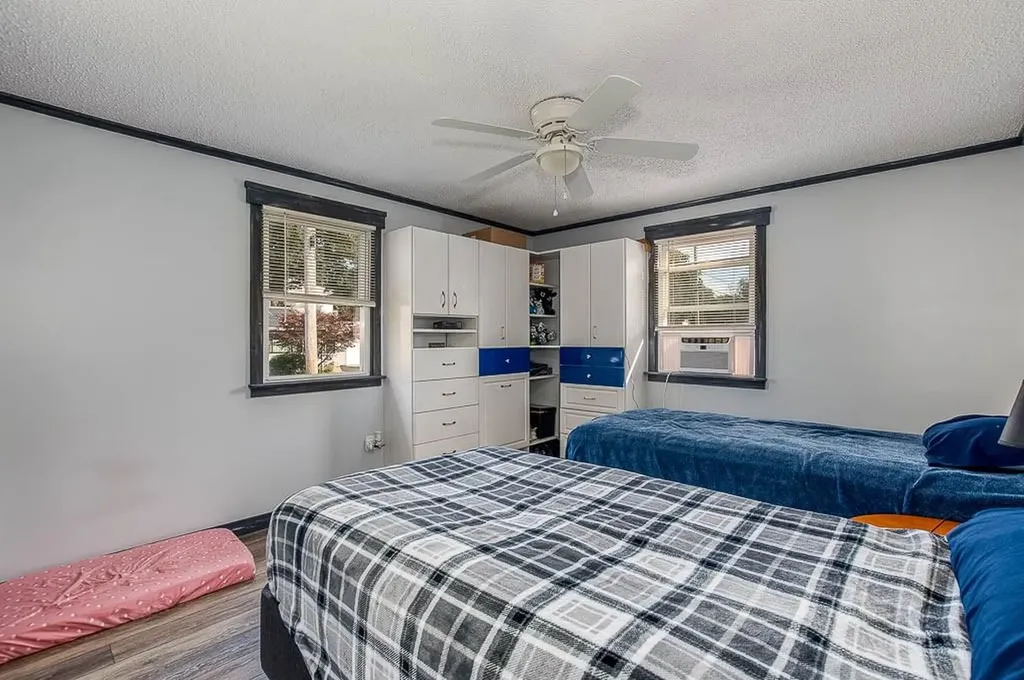 127 Street Leon Avenue Woonsocket RI 02895