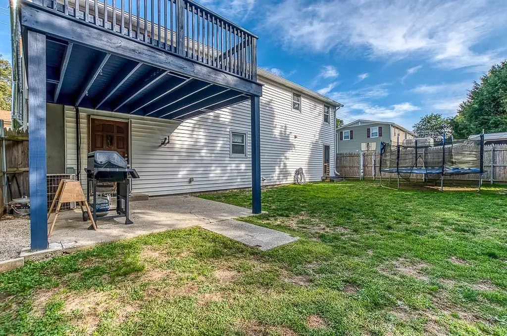 127 Street Leon Avenue Woonsocket RI 02895