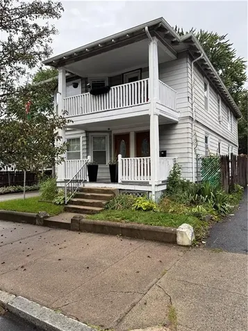 16 Brewster Street Pawtucket RI 02860