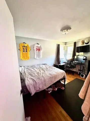 15 Evelyn Drive Bristol RI 02809