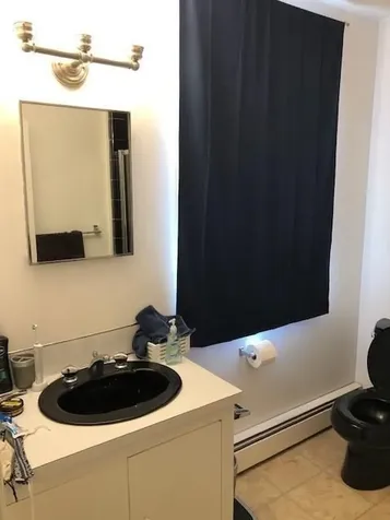 15 Evelyn Drive Bristol RI 02809