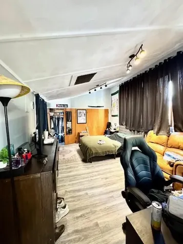 15 Evelyn Drive Bristol RI 02809