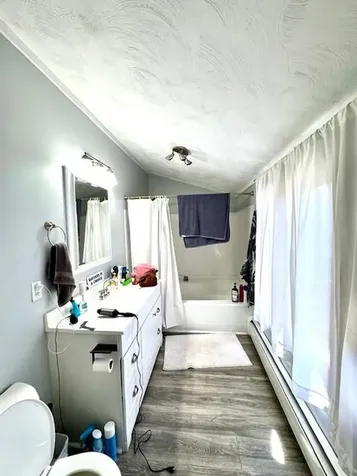 15 Evelyn Drive Bristol RI 02809