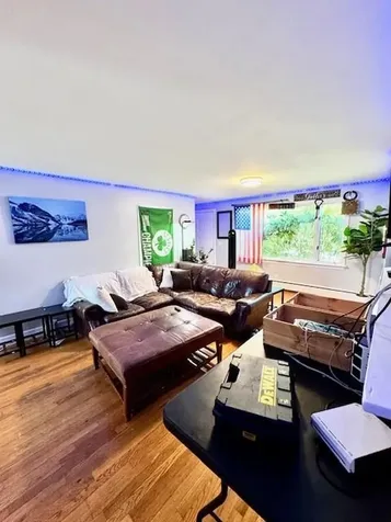 15 Evelyn Drive Bristol RI 02809