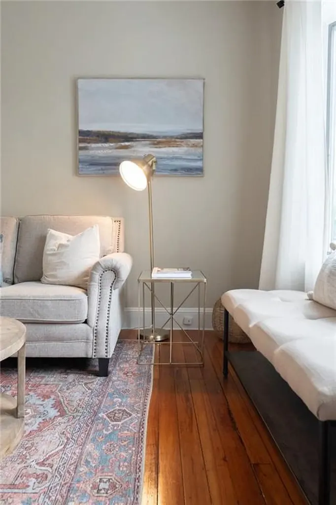 17 Mcallister Street Newport RI 02840