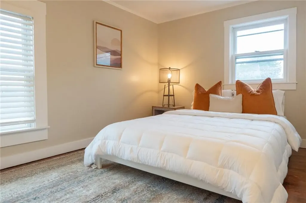 17 Mcallister Street Newport RI 02840