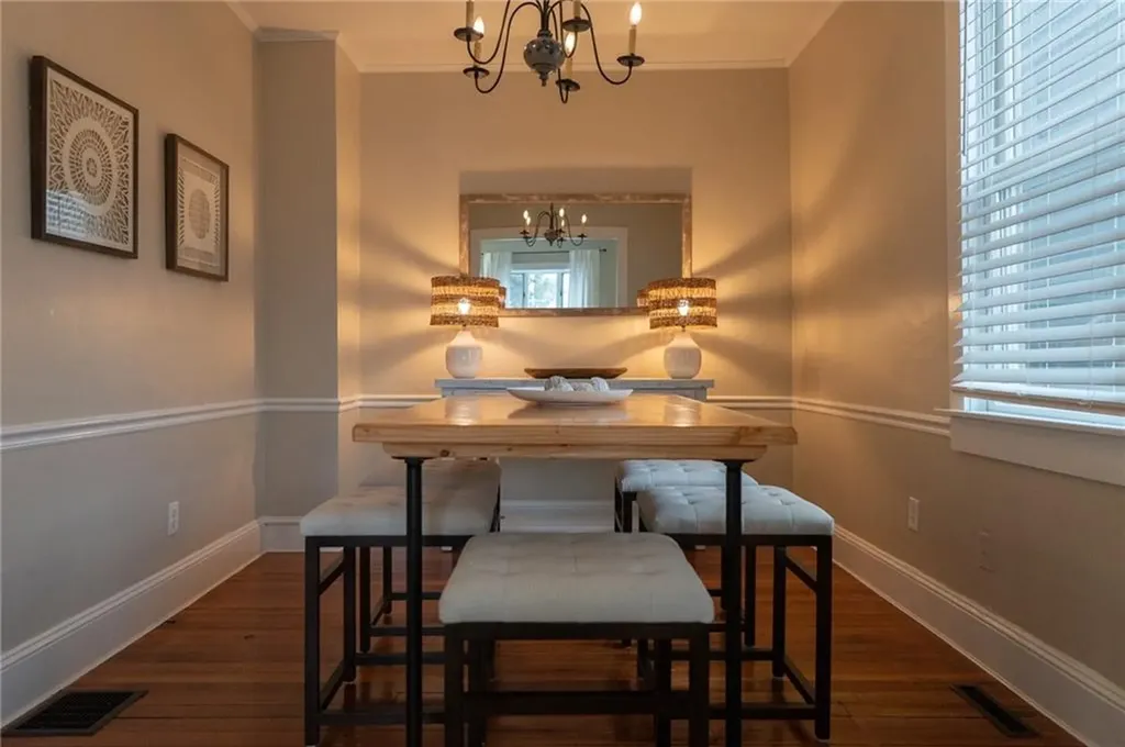 17 Mcallister Street Newport RI 02840