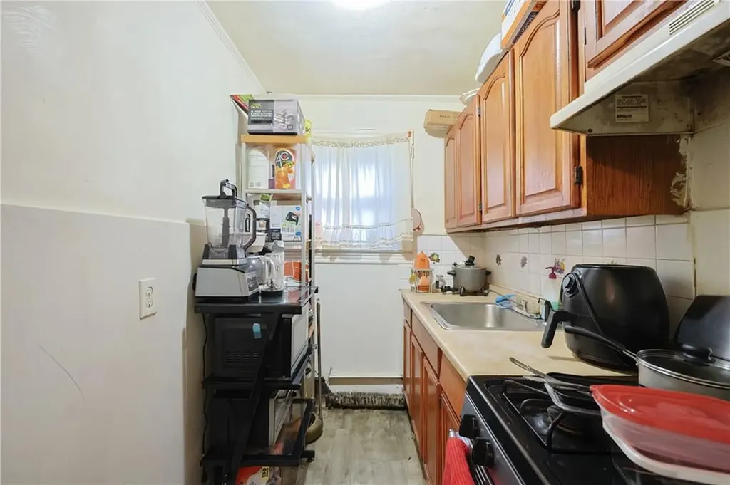20 Barnes Street Pawtucket RI 02860