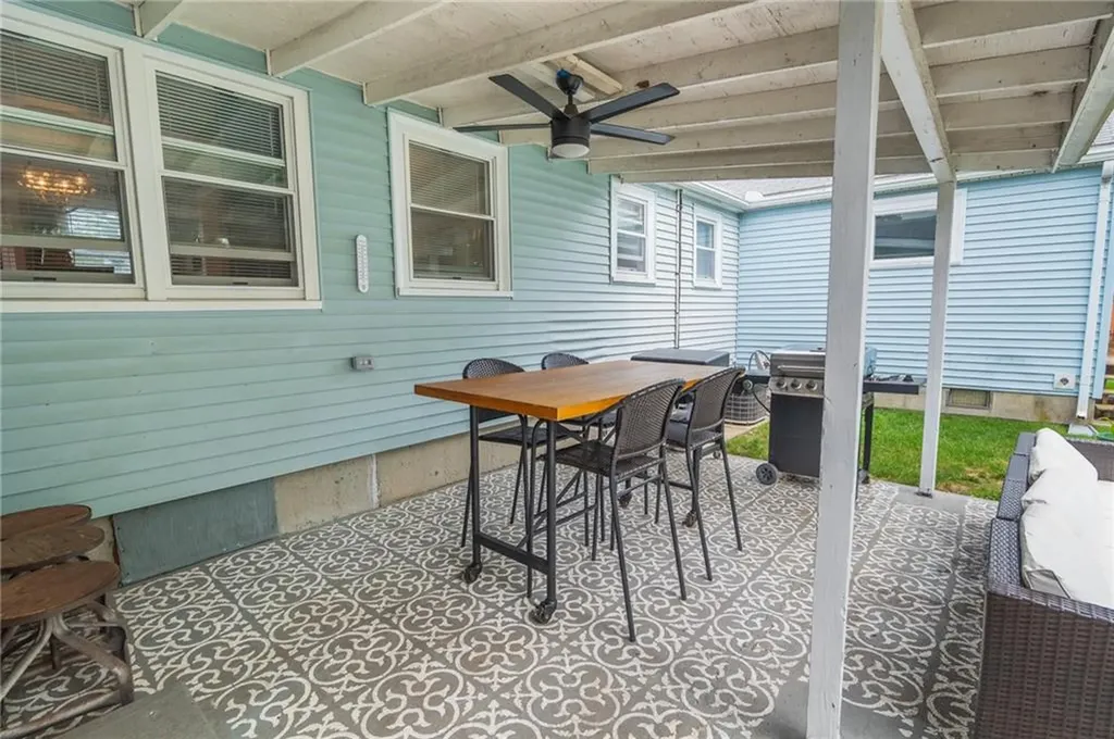 66 Lydick Avenue Warwick RI 02888