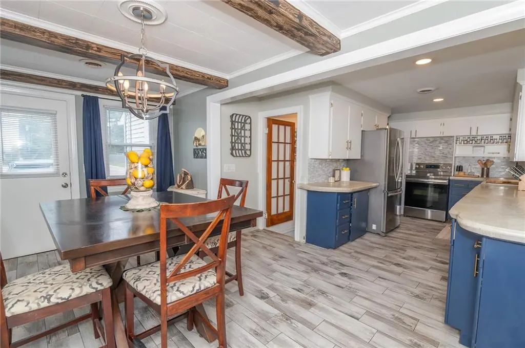 66 Lydick Avenue Warwick RI 02888
