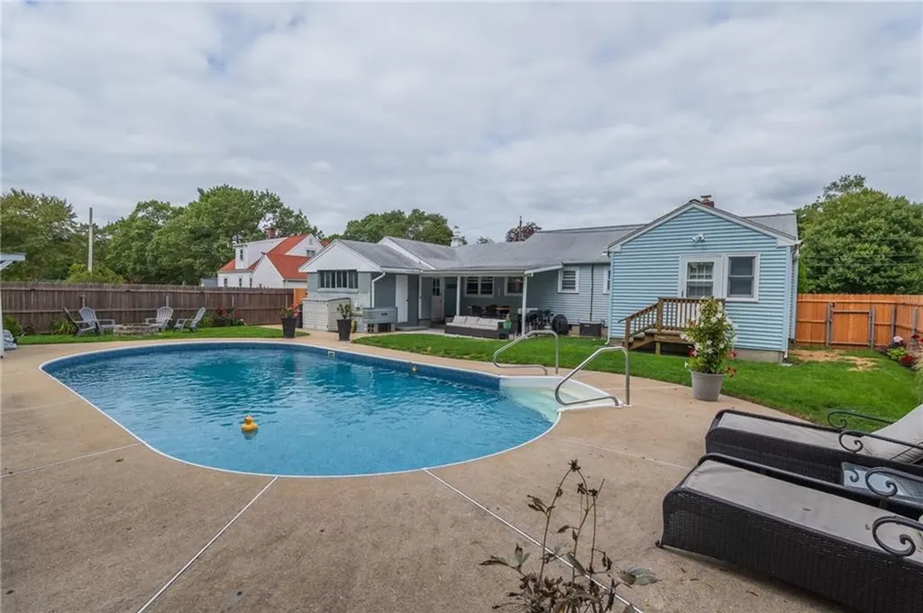 66 Lydick Avenue Warwick RI 02888