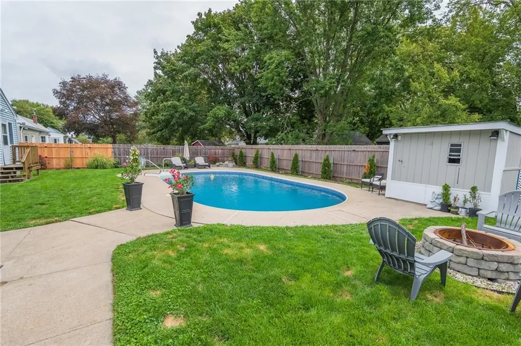 66 Lydick Avenue Warwick RI 02888
