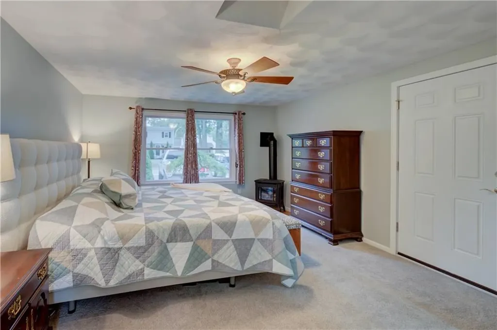7 Cosett Road Warwick RI 02886