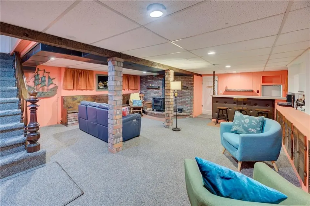 7 Cosett Road Warwick RI 02886