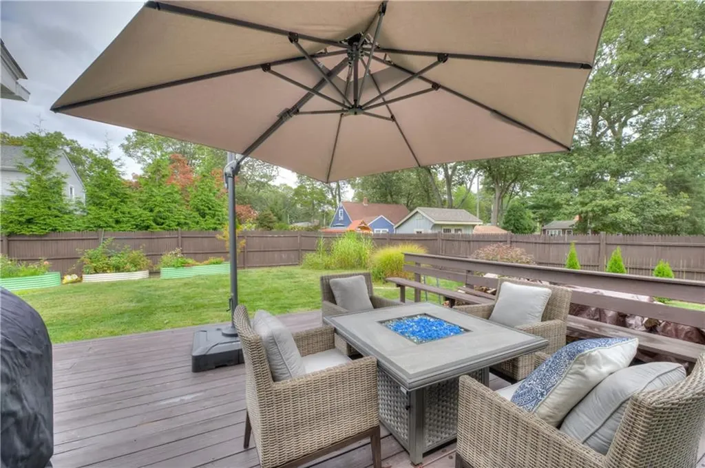 7 Cosett Road Warwick RI 02886