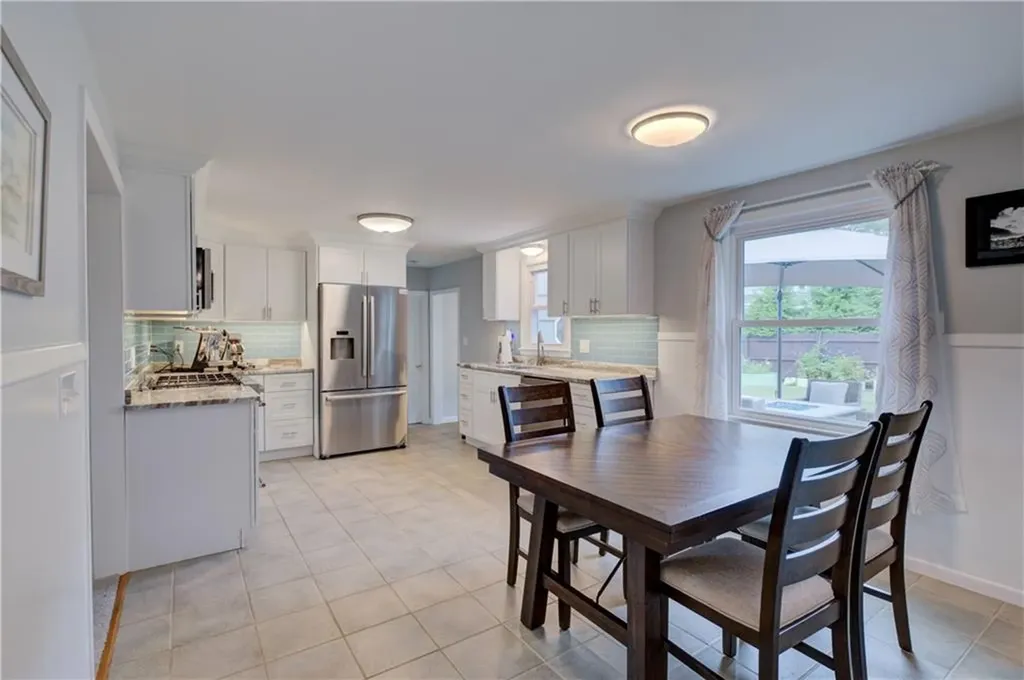 7 Cosett Road Warwick RI 02886
