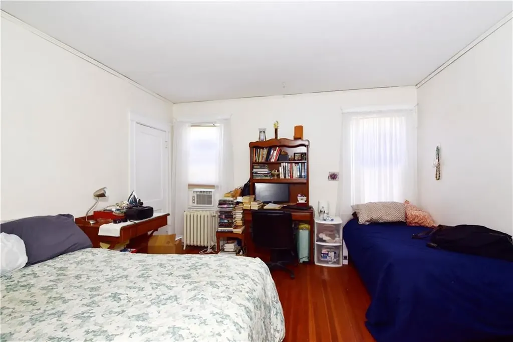1 Arnold Avenue Newport RI 02840