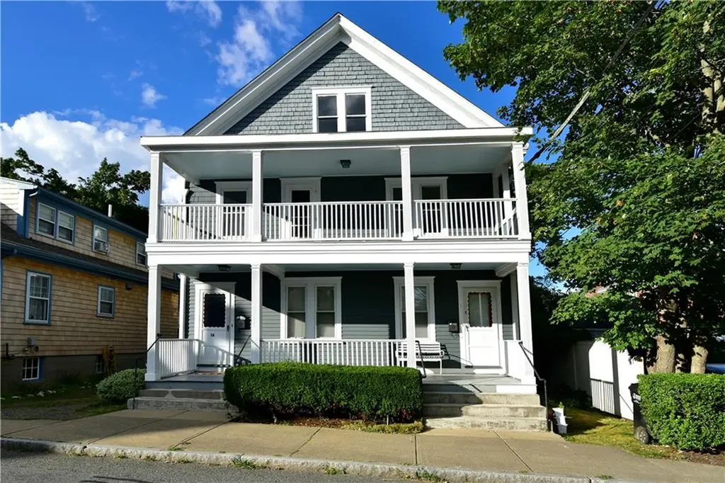 1 Arnold Avenue Newport RI 02840