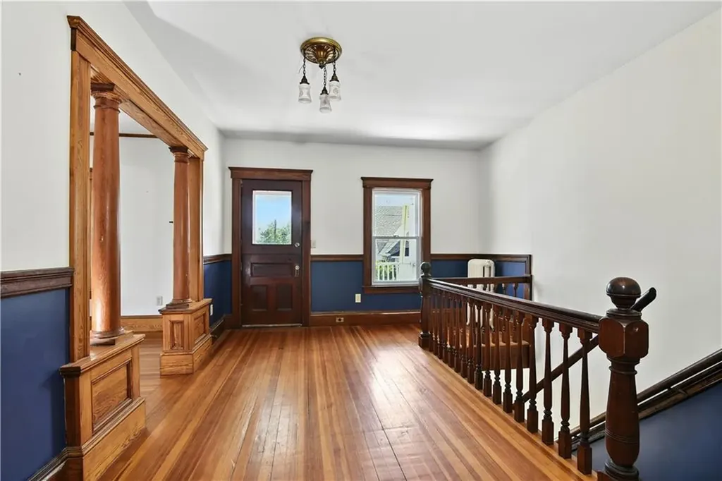 1 Arnold Avenue Newport RI 02840