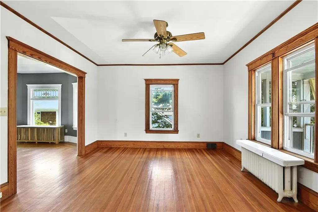 1 Arnold Avenue Newport RI 02840