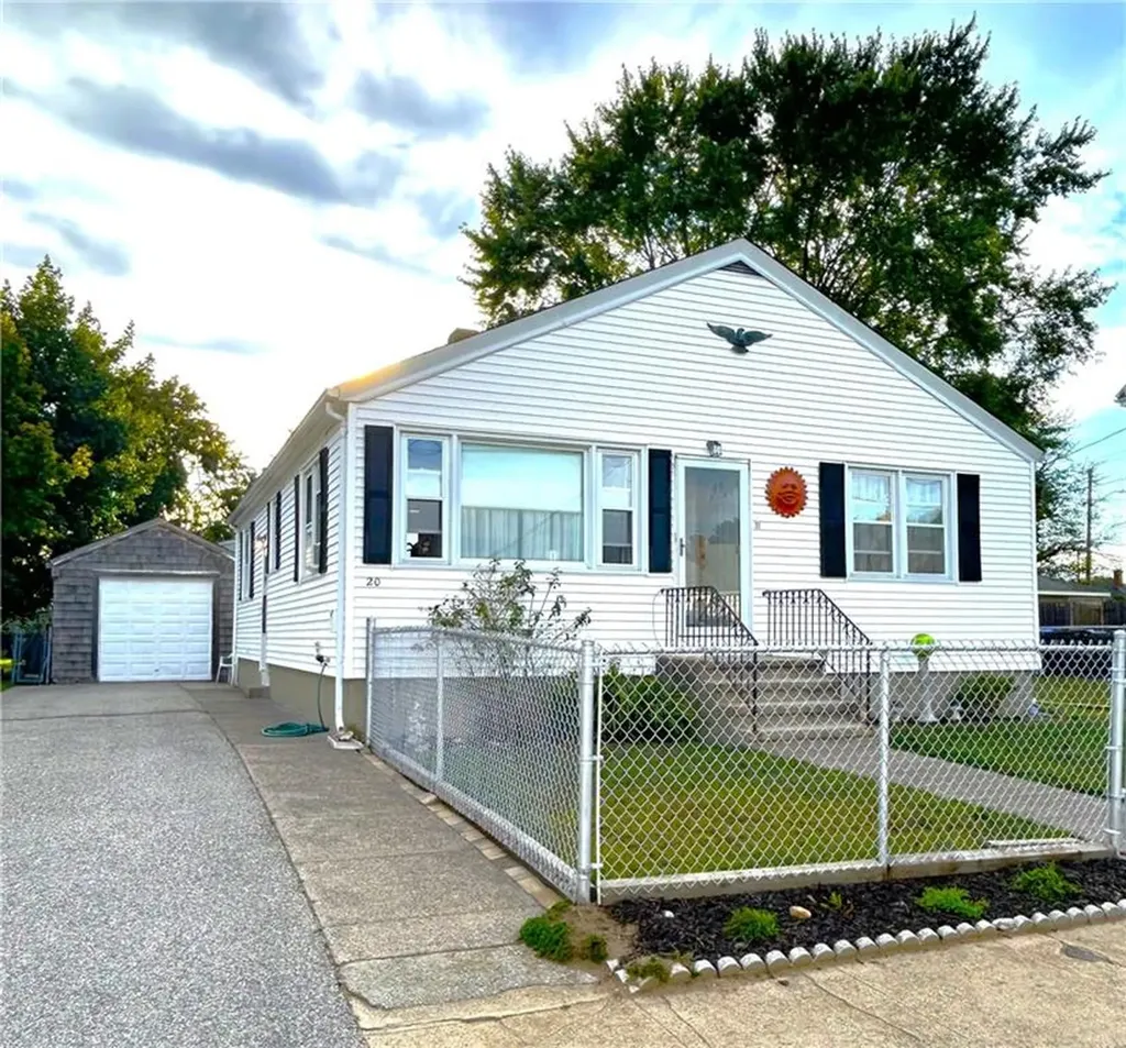 20 Dickinson Avenue North Providence RI 02904
