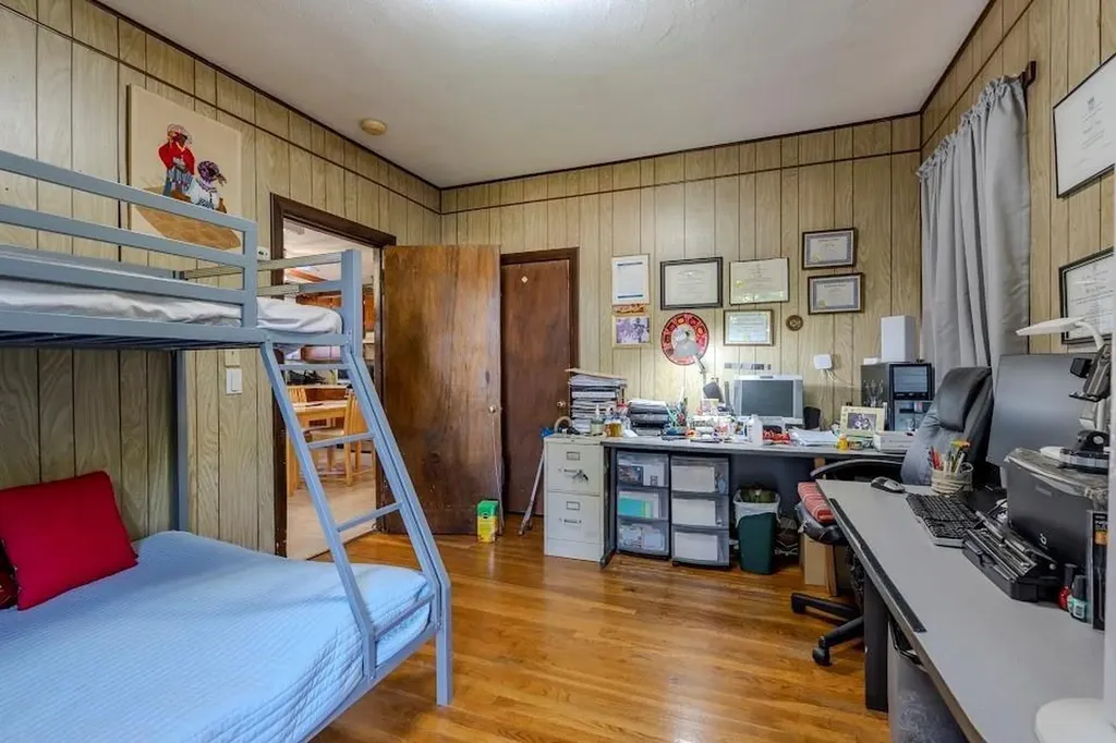 123 Yorkshire Street Providence RI 02908