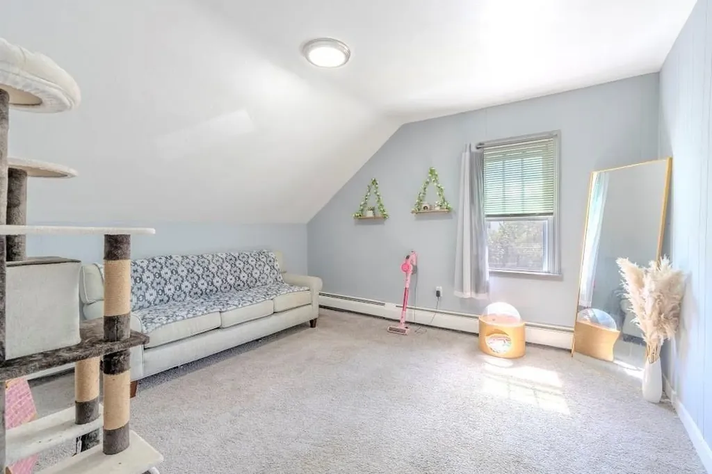 123 Yorkshire Street Providence RI 02908