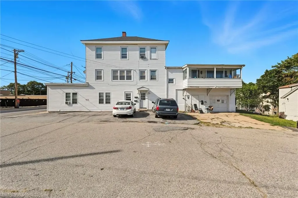 1366 Main Street West Warwick RI 02893