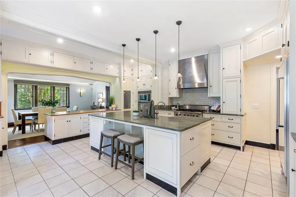 436 Blackstone Boulevard Providence RI 02906