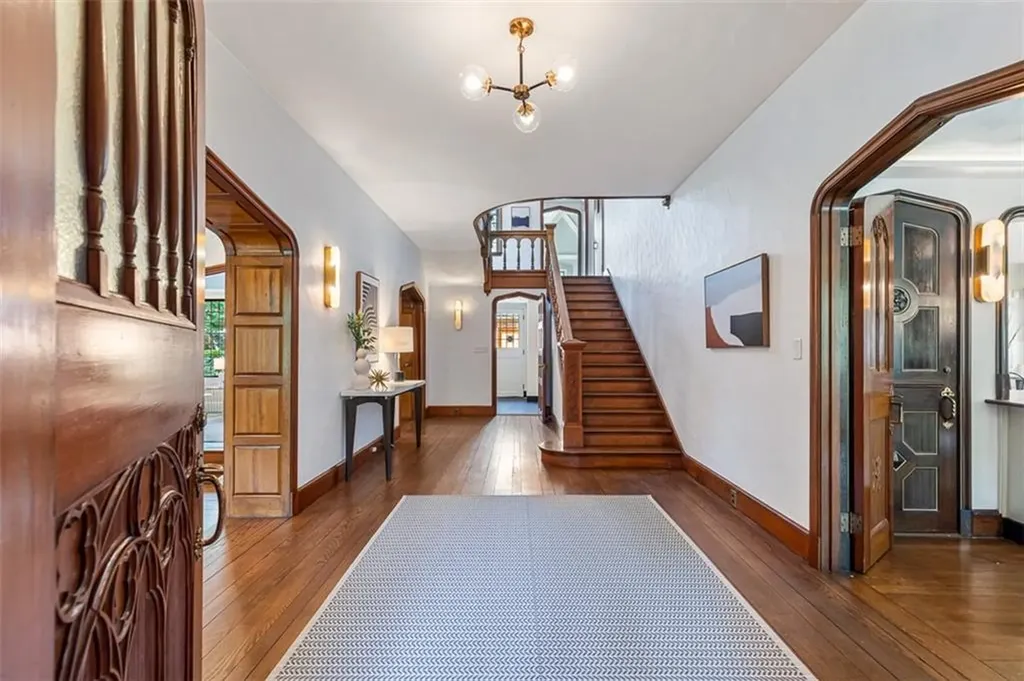 436 Blackstone Boulevard Providence RI 02906