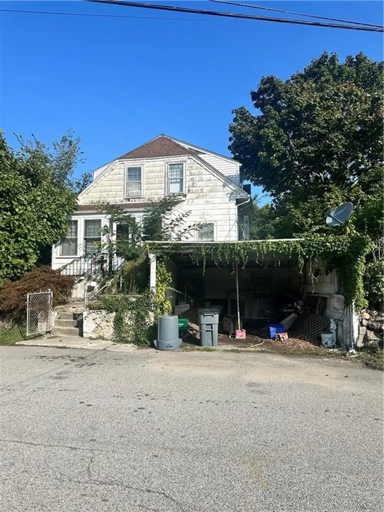 17 Archer Avenue Johnston RI 02919