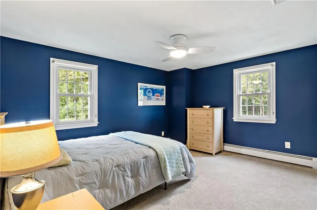 72 Tomahawk Circle North Kingstown RI 02874