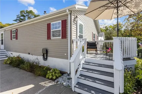 70 Blackbird Street Tiverton RI 02878