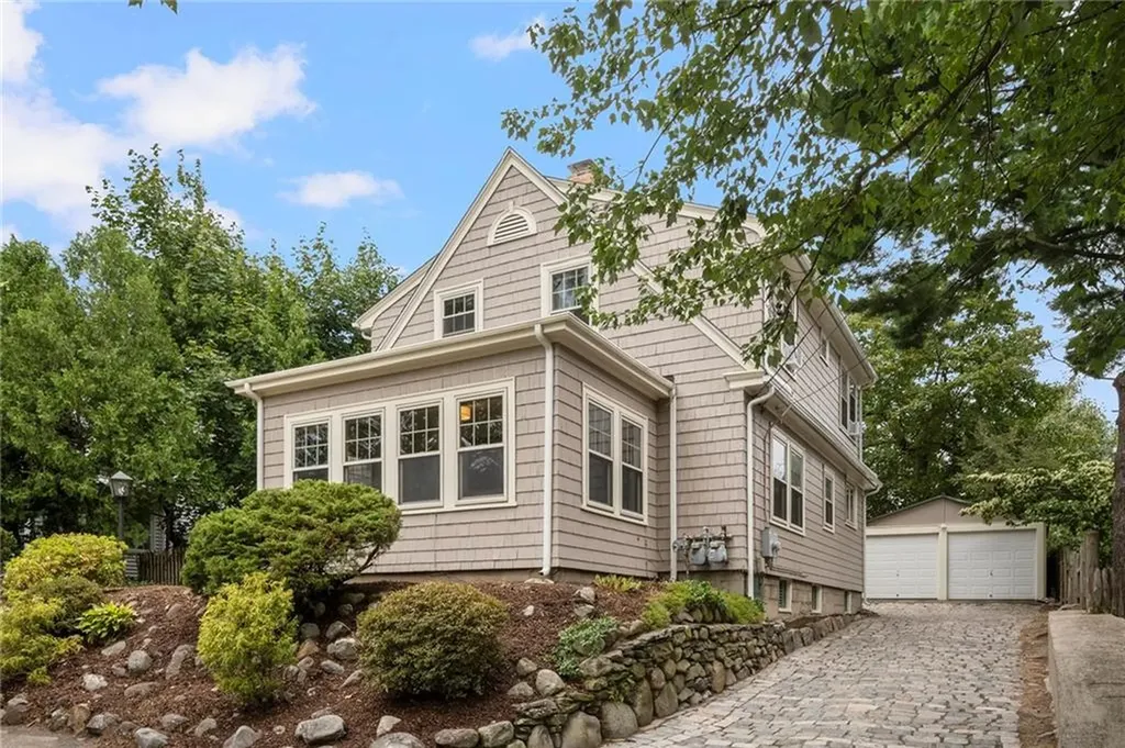 228 Medway Street Providence RI 02906