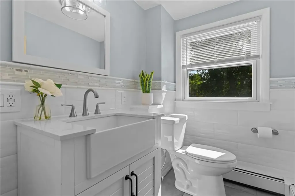72 Windsor Park Drive Coventry RI 02816