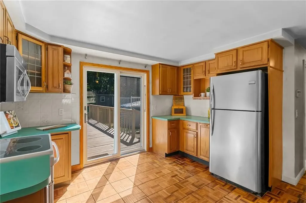 72 Windsor Park Drive Coventry RI 02816