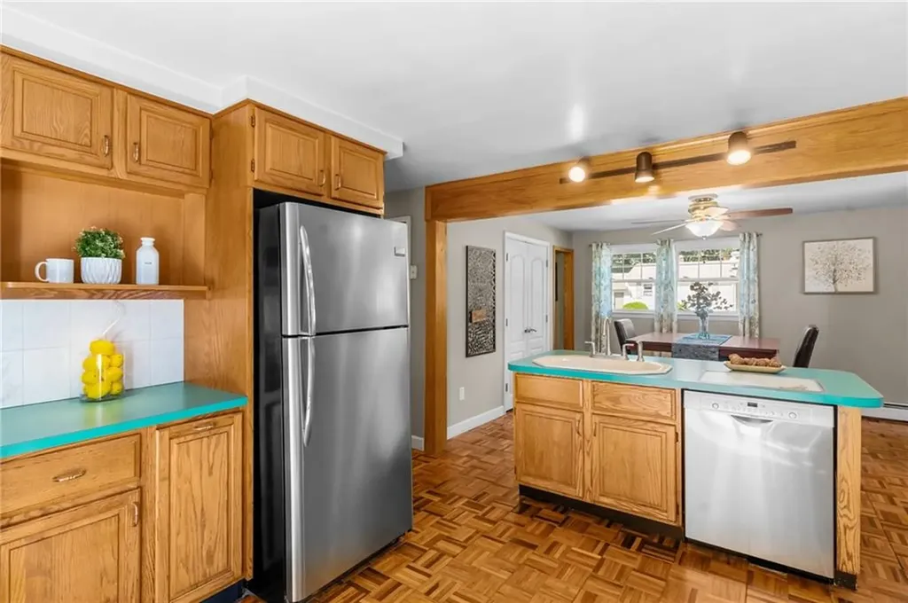 72 Windsor Park Drive Coventry RI 02816